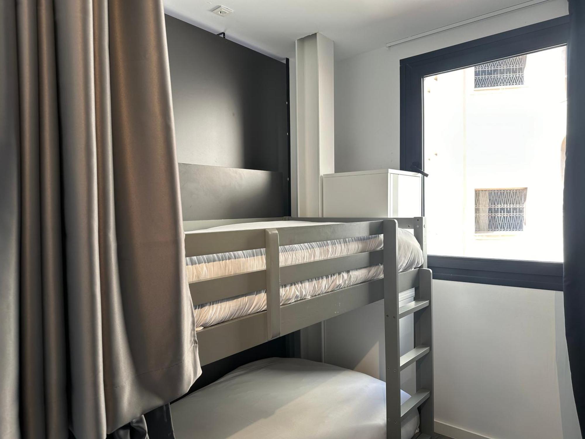 Hostel Alicante Eksteriør billede